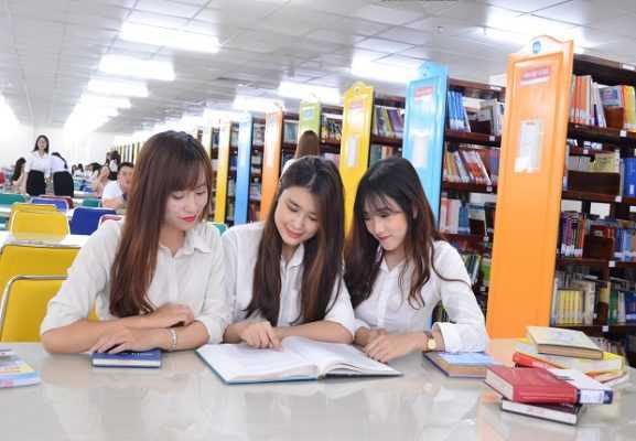 Sinh viên ngành Ngôn ngữ Trung Quốc